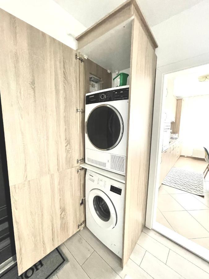Sisi Appartement Suceava Buitenkant foto