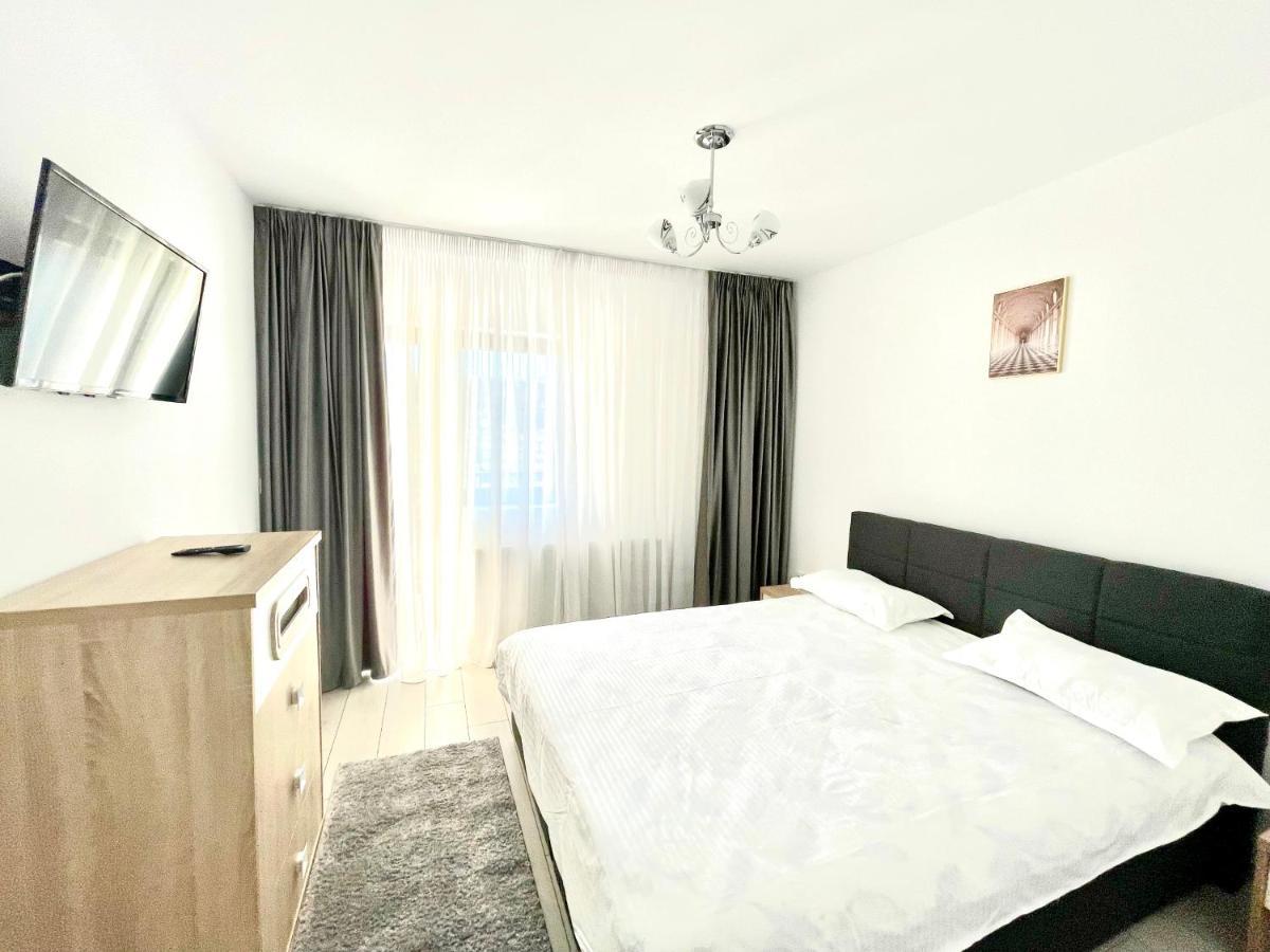 Sisi Appartement Suceava Buitenkant foto
